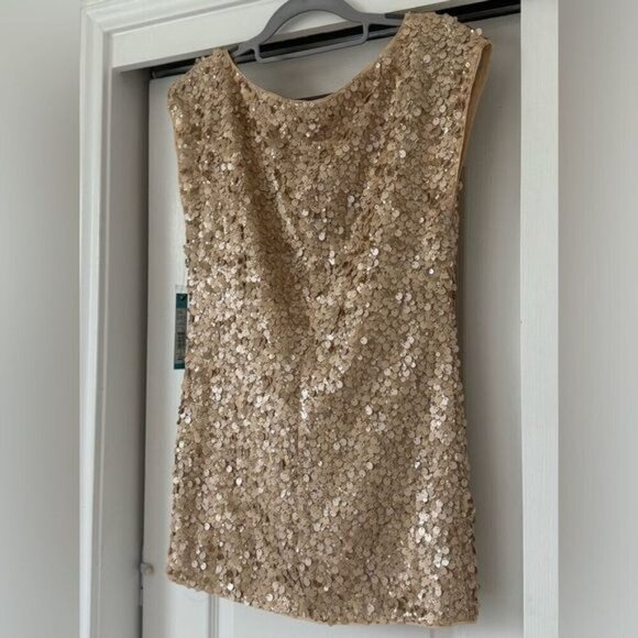 Alice + Olivia Casey off the shoulder sequin tee in eggshell x-small NWT gold - Picture 10 of 10